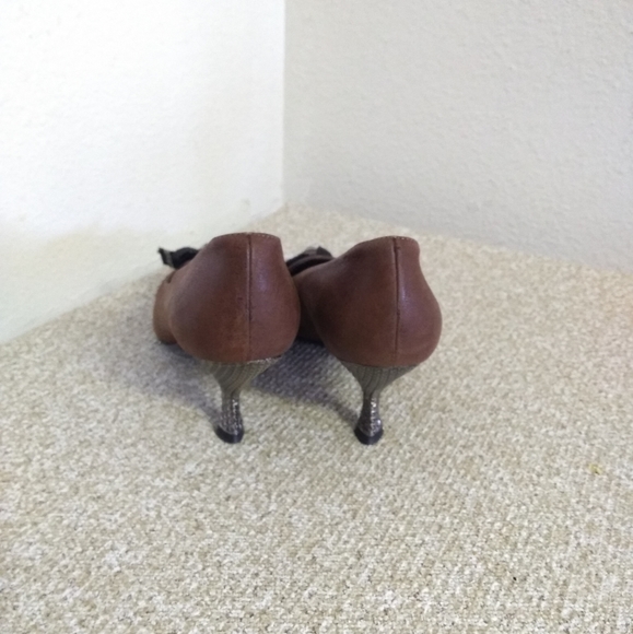 Prada Brown Embossed Leather Pump - Picture 4 of 8